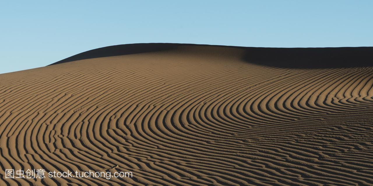 ErgChegaga在撒哈拉沙漠沙丘摩洛哥