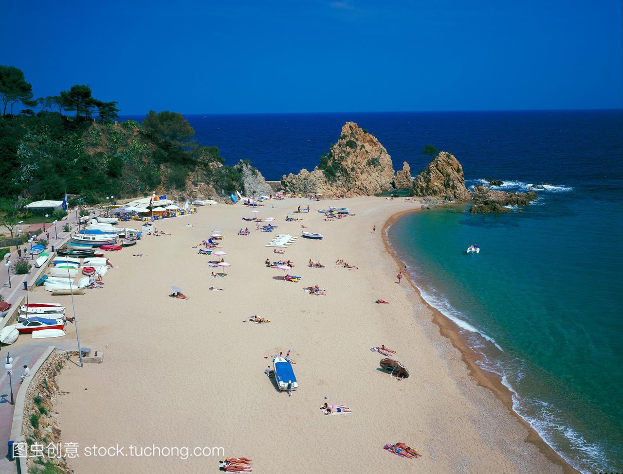 menuda海滩在滨海托萨,加泰罗尼亚,西班牙。
