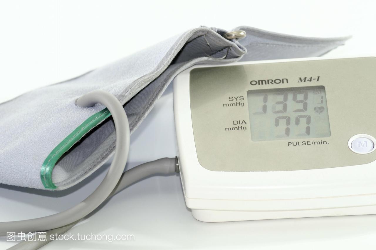 数字血压计血压计。这个设备是用来衡量一个人