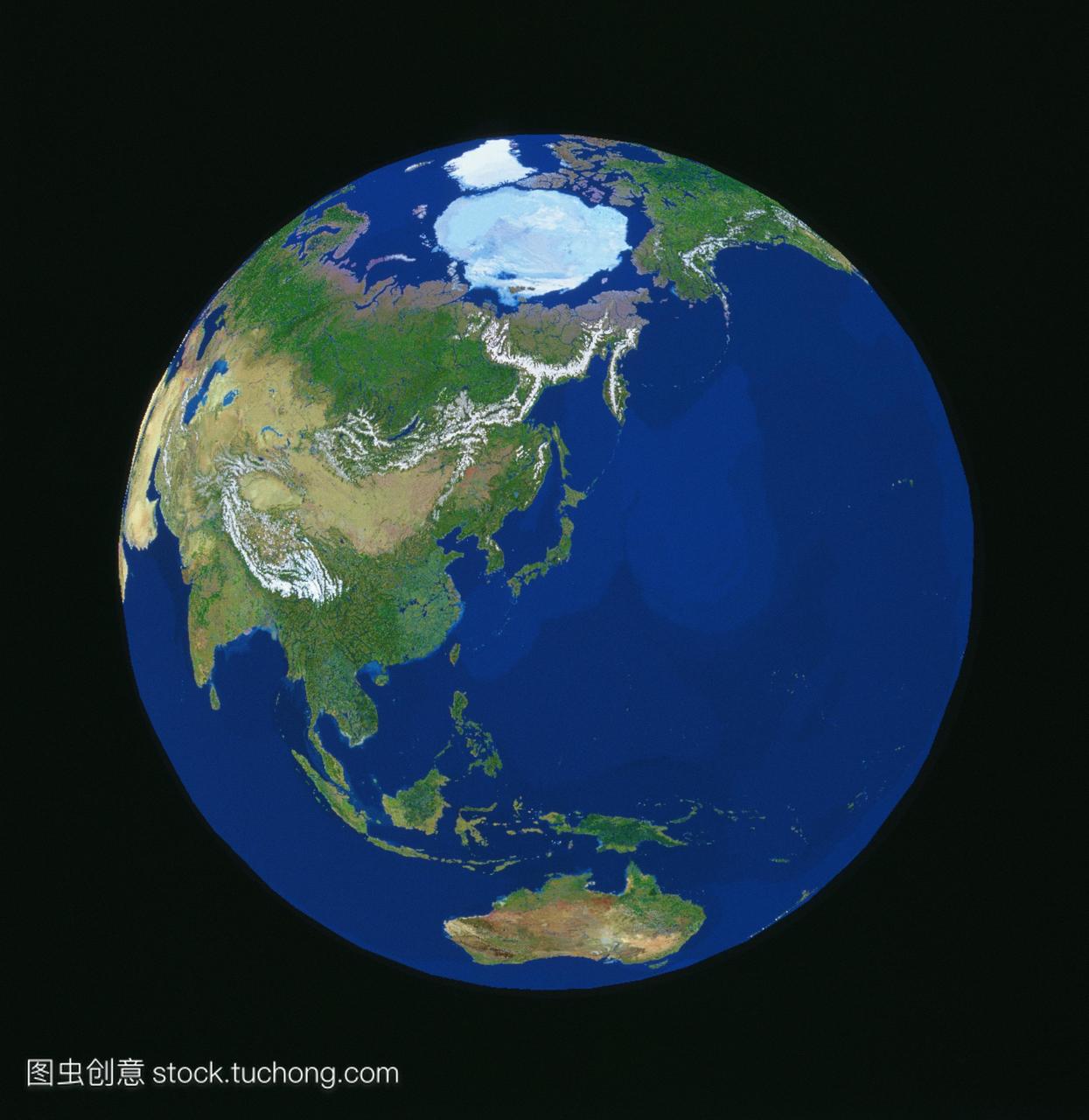 万里无云的整个地球的卫星马赛克集中在日本和