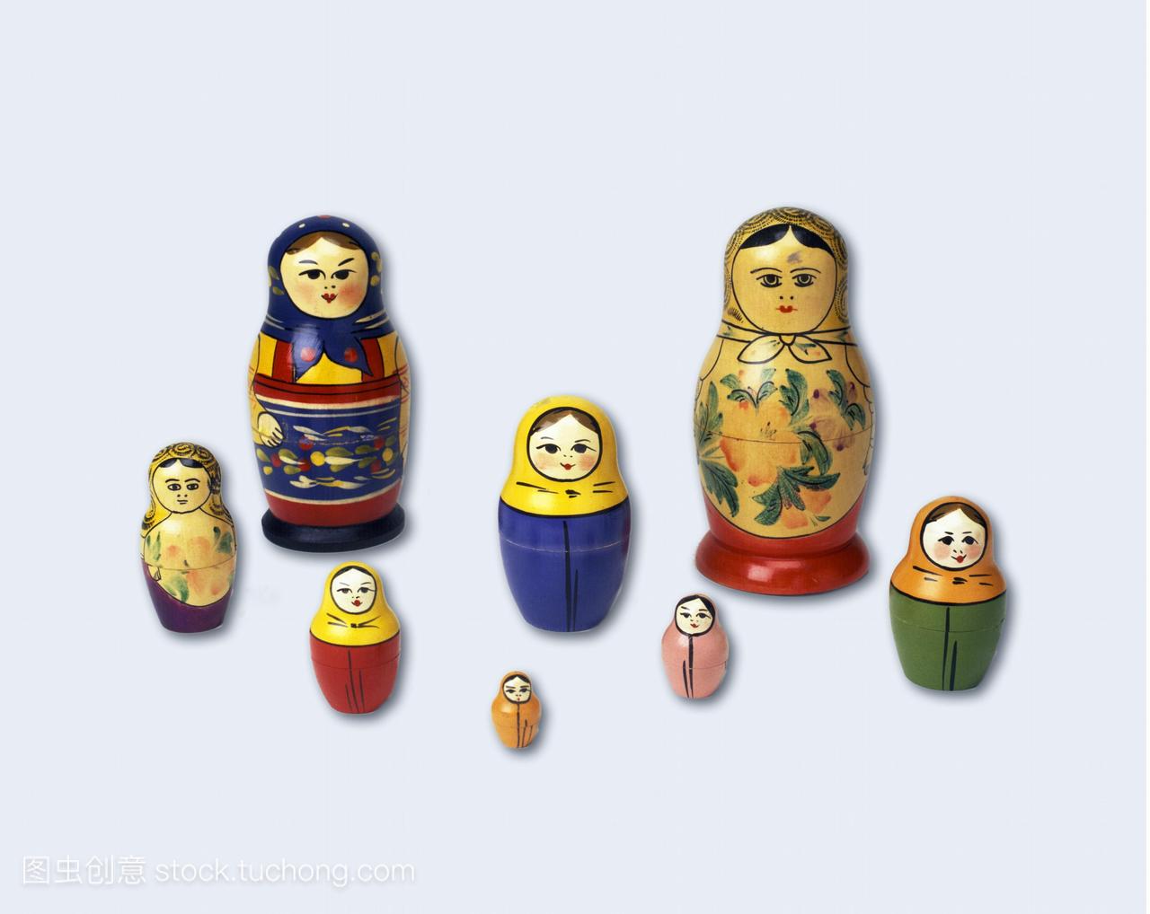 俄罗斯娃娃。这个数组的木制娃娃一组形式。他