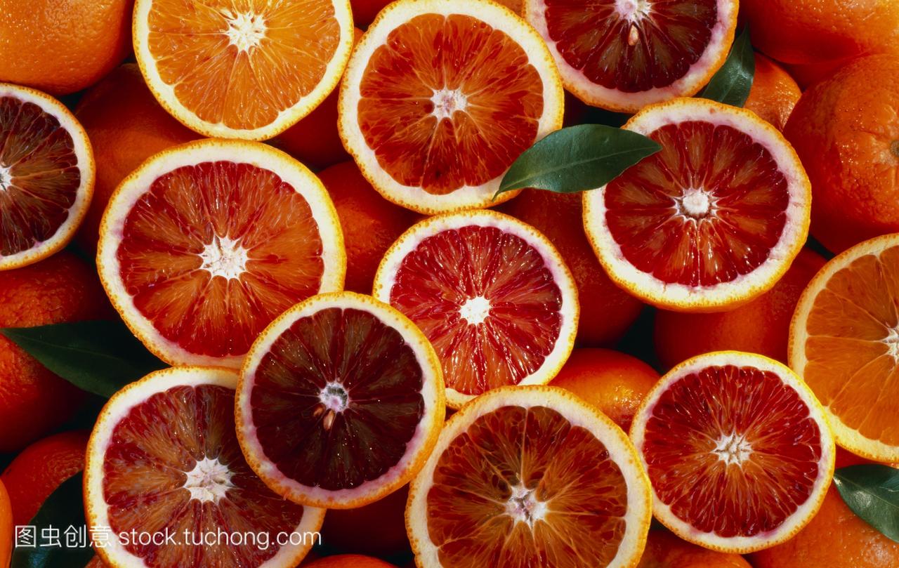 是一种有红肉的橘子柑橘。它们富含维生素c抗