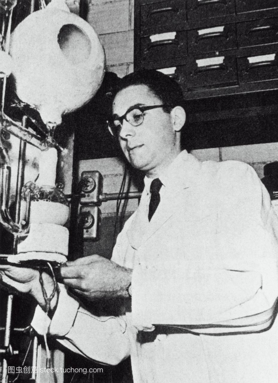 美国化学家斯坦利·米勒博士,生于1930年。米