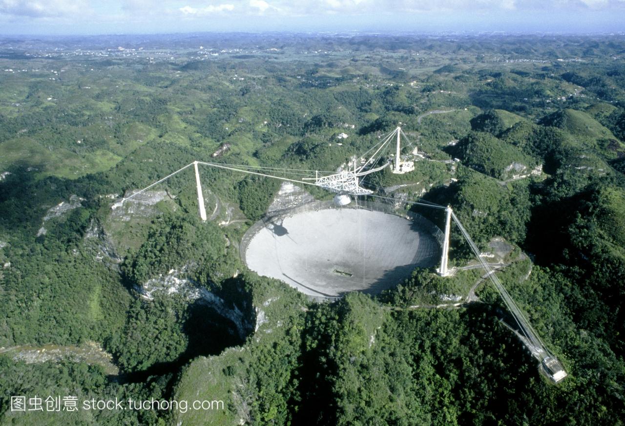 阿雷西博射电天文台阿雷西博射电望远镜的鸟瞰