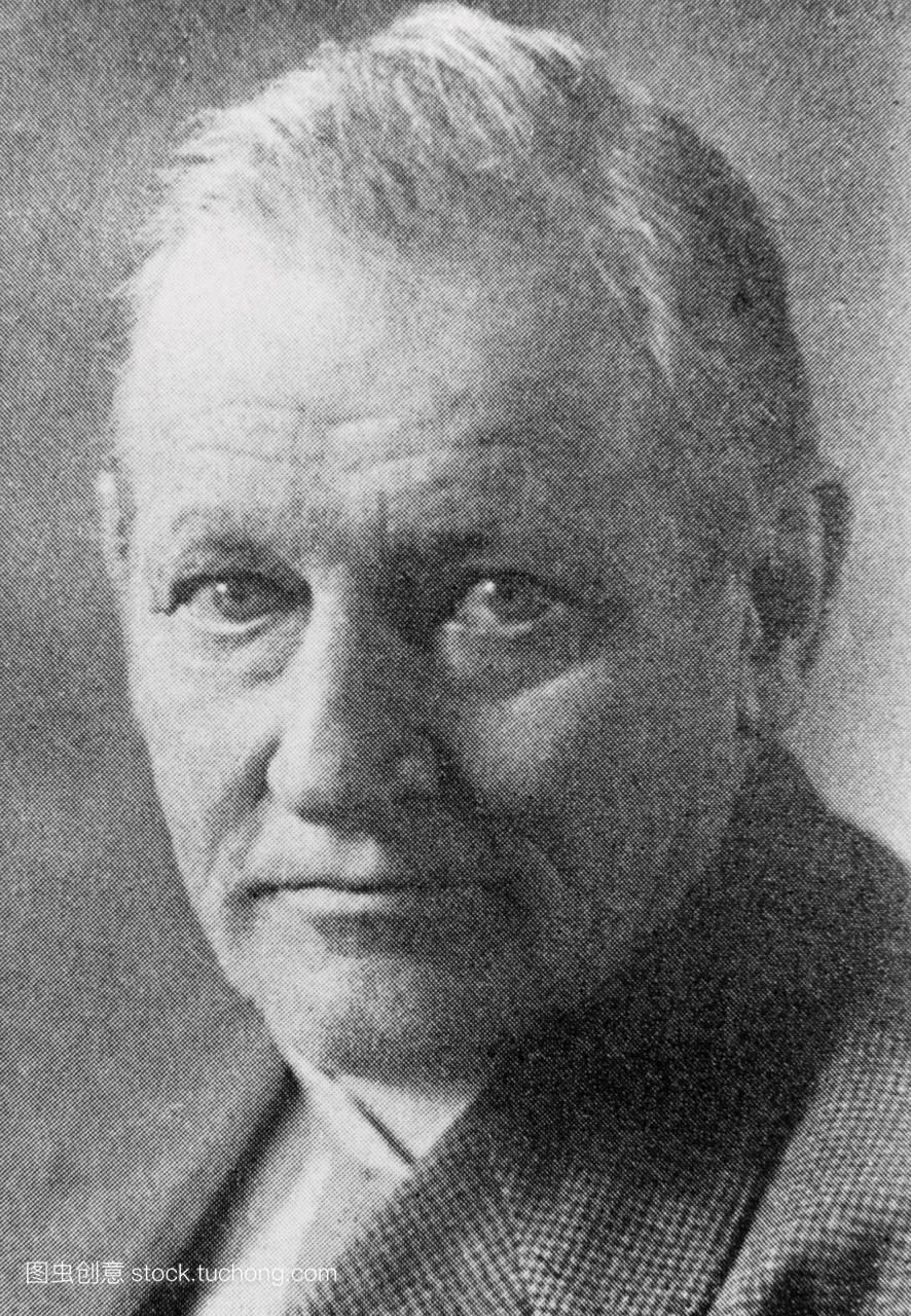 8-1945,德国物理地理学家。penck研究了欧洲的