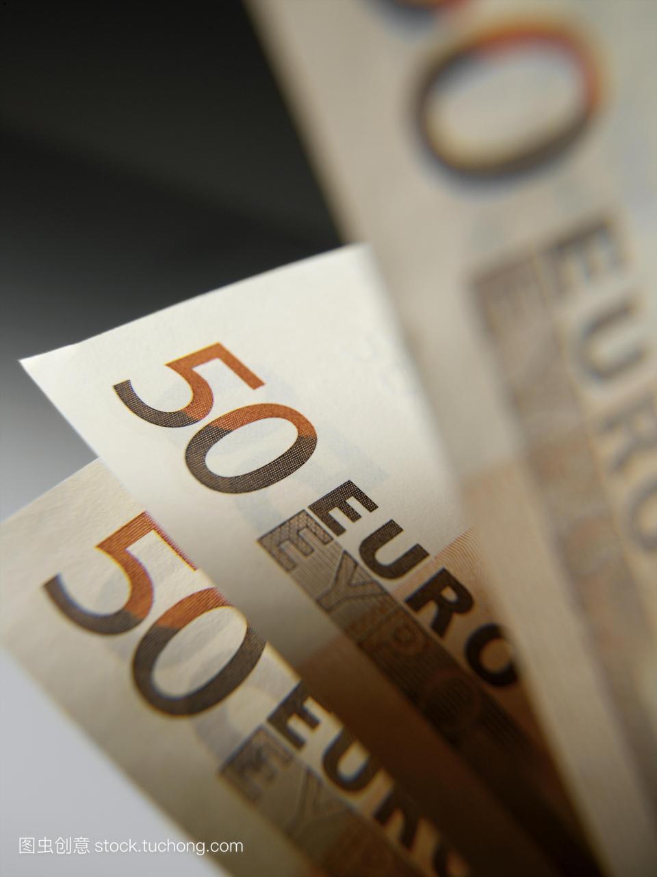 欧元纸币。三百五十欧元的费用。的通用货币是