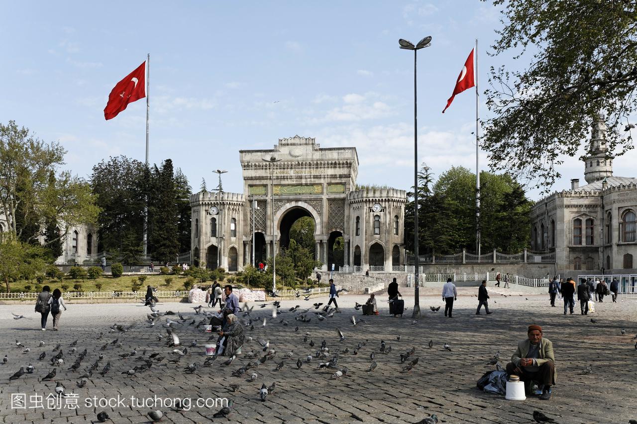 beyazit广场摩尔风格的门进入大学校园伊斯坦布尔土耳其