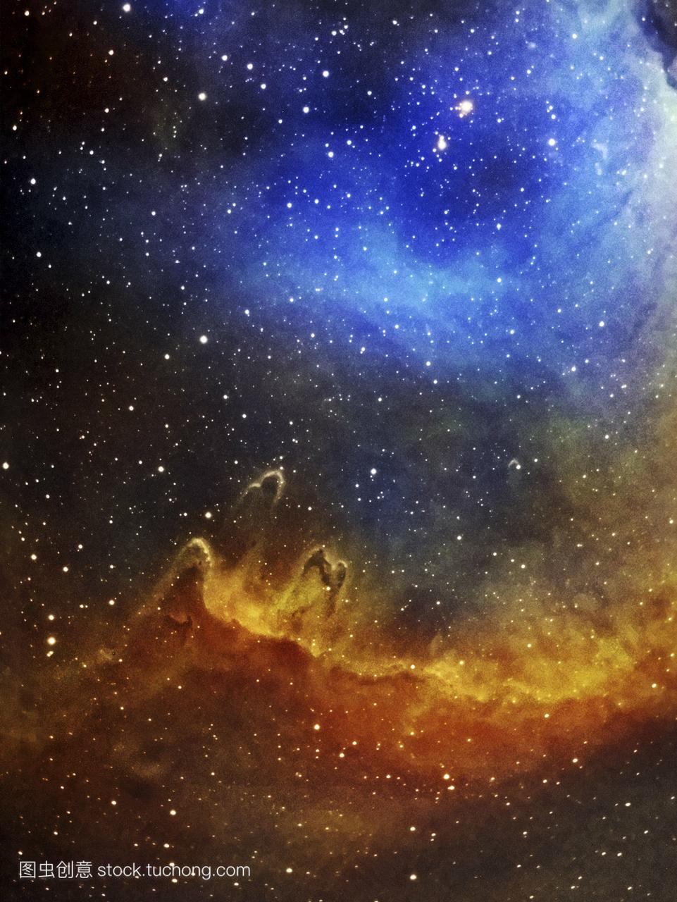 c1848。这是一个发射星云,一个巨大的气体和尘