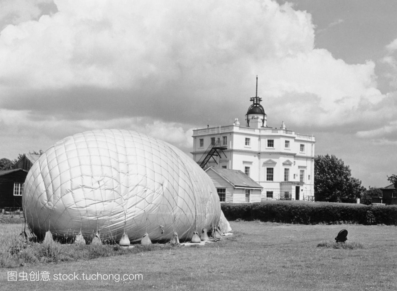 在丘天文台气象气球老鹿公园里士满伦敦英国。