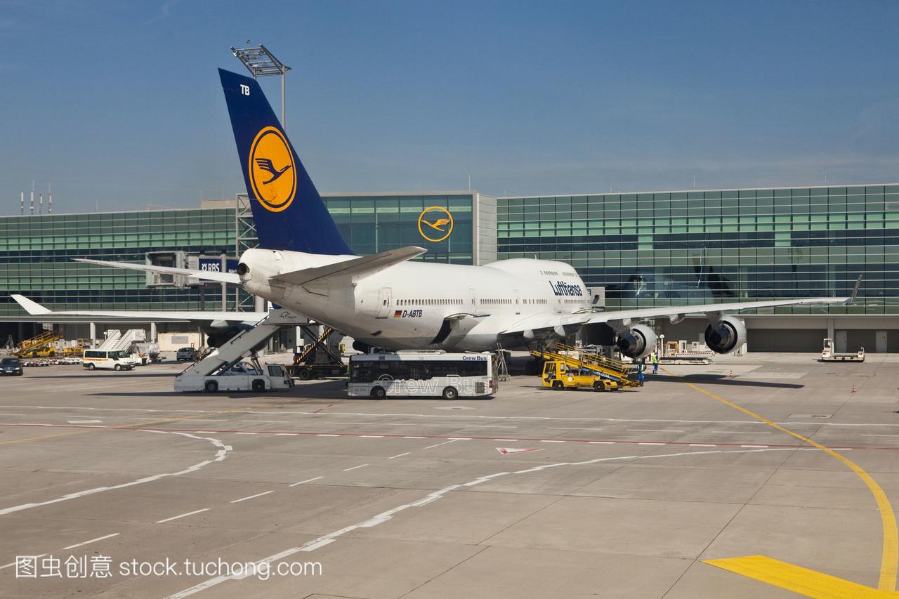 德国汉莎航空公司波音747站在法兰克福机场,法