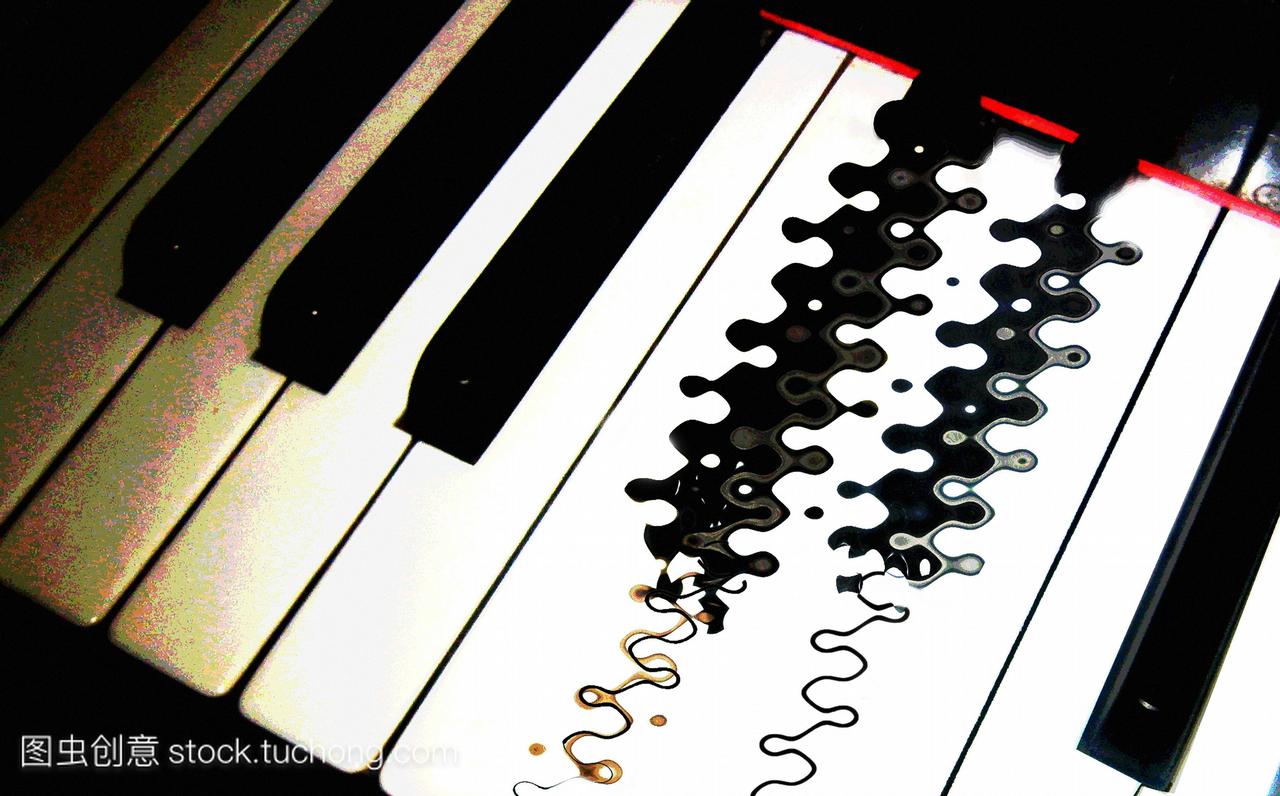 听觉感知。钢琴键的概念艺术作品右模糊成两部