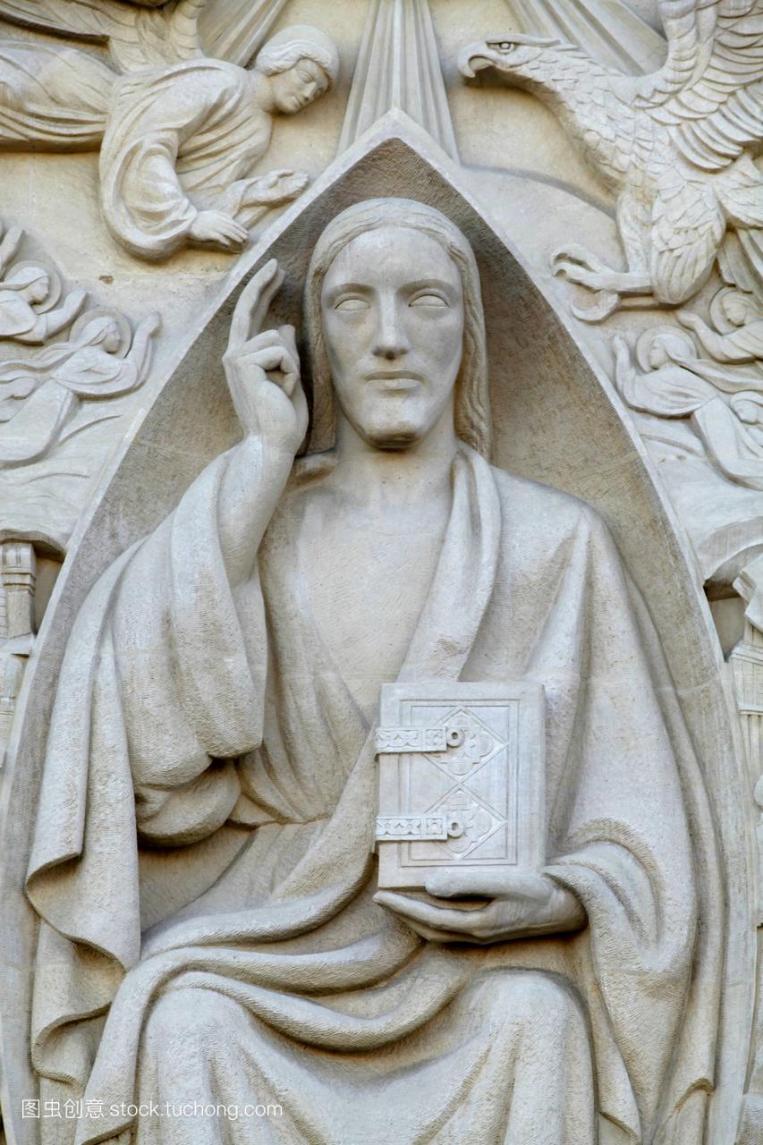 心教堂tympanum雕塑细节基督在荣耀法兰西。