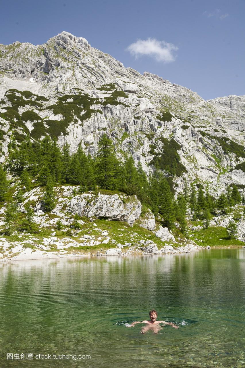 在欧洲斯洛文尼亚的triglav国家公园,7个湖谷的