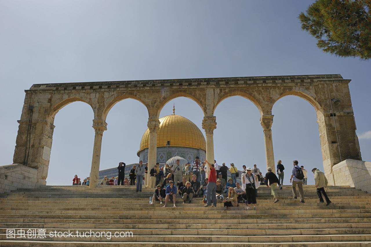 大型旅游团在圣殿山,穆斯林区,老城,耶路撒冷,以