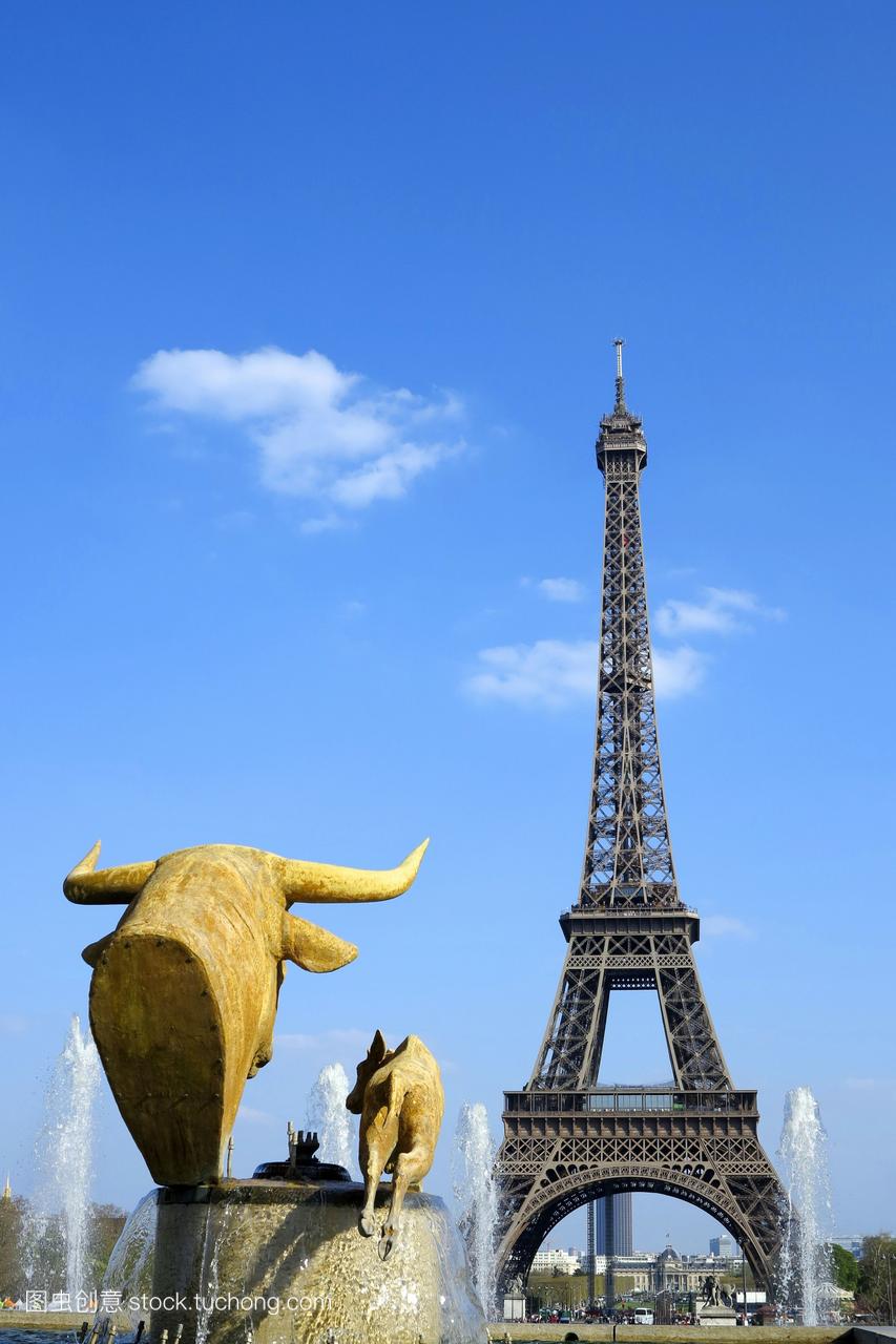 法国巴黎16区。特罗卡迪罗广场。雕塑和埃菲
