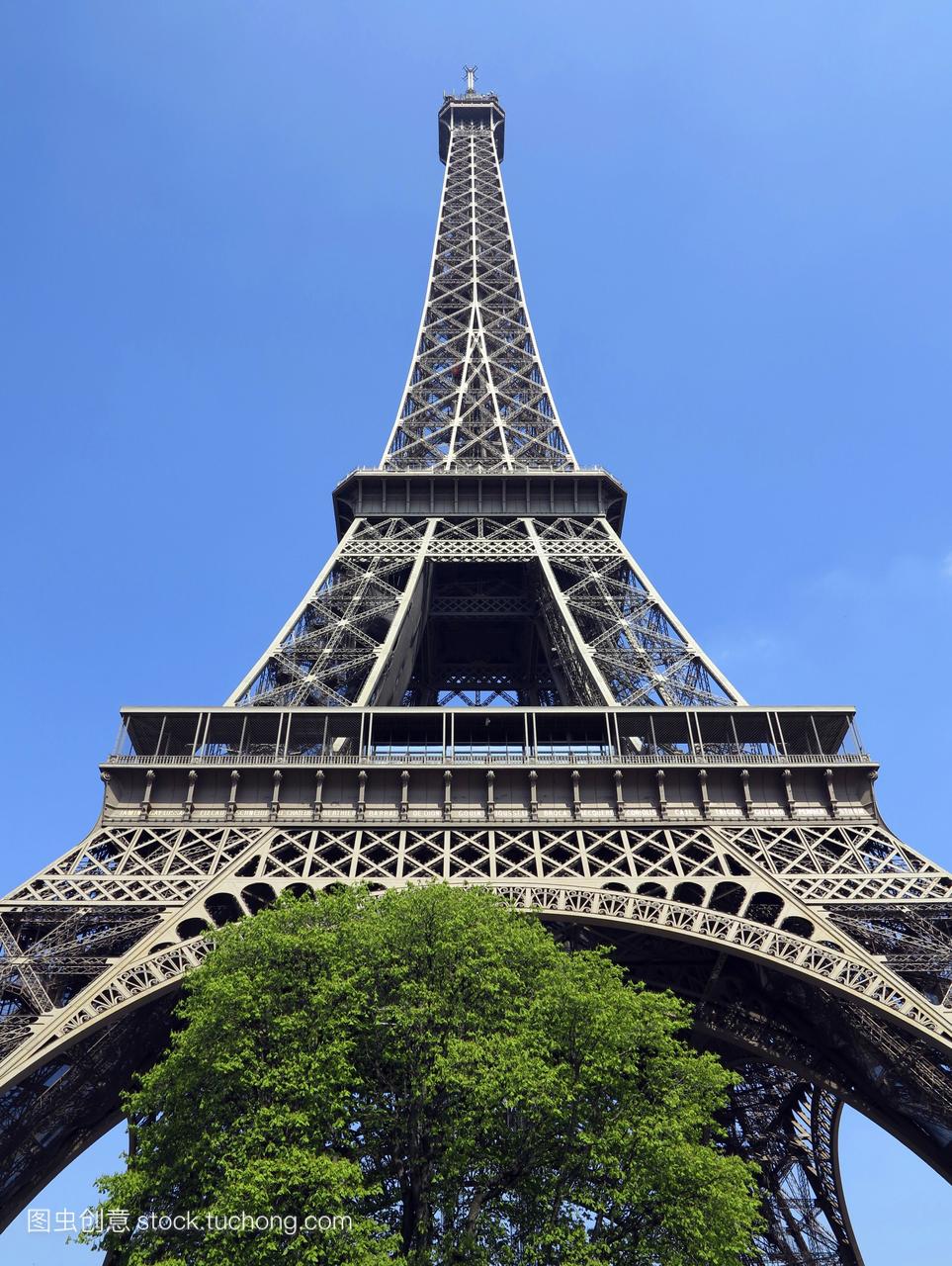 法国巴黎第七区。埃菲尔铁塔。